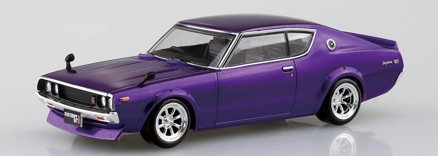 Aoshima 1/32 SNAP NISSAN C110 Skyline GT-R Custom (Metallic Purple) - Image 3