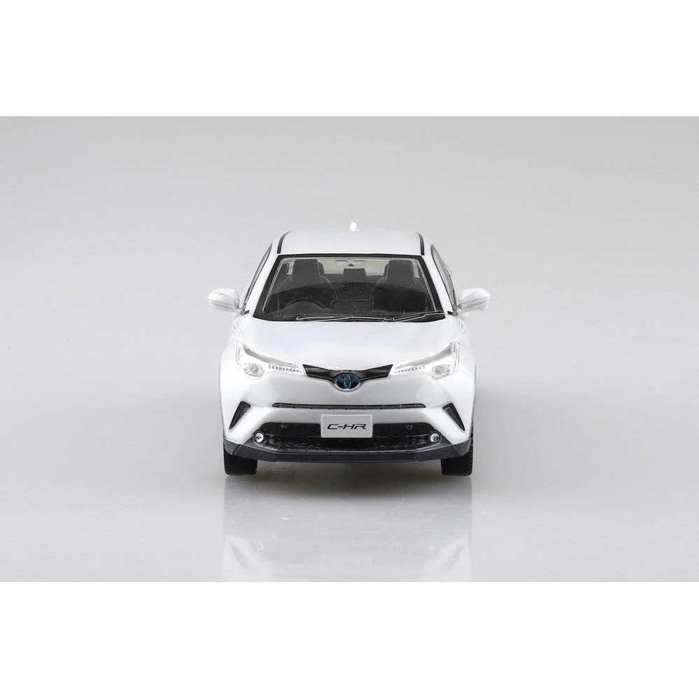 Aoshima 1/32 SNAP Toyota C-HR (White Pearl Crystal Shine) - Image 3
