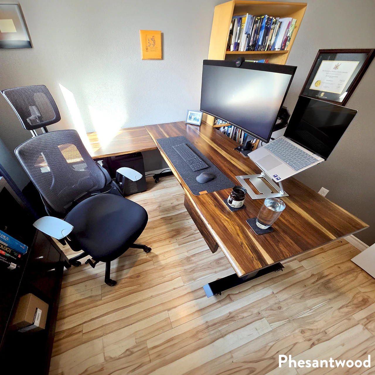 Desky Hardwood L-Shape Sit Stand Desk 180 x 175 cm Maple Top and Matte Black Leg - Image 3