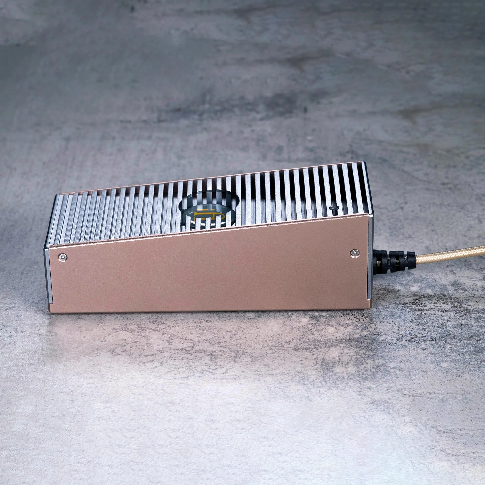 iFi iPower Elite 15V - Image 3