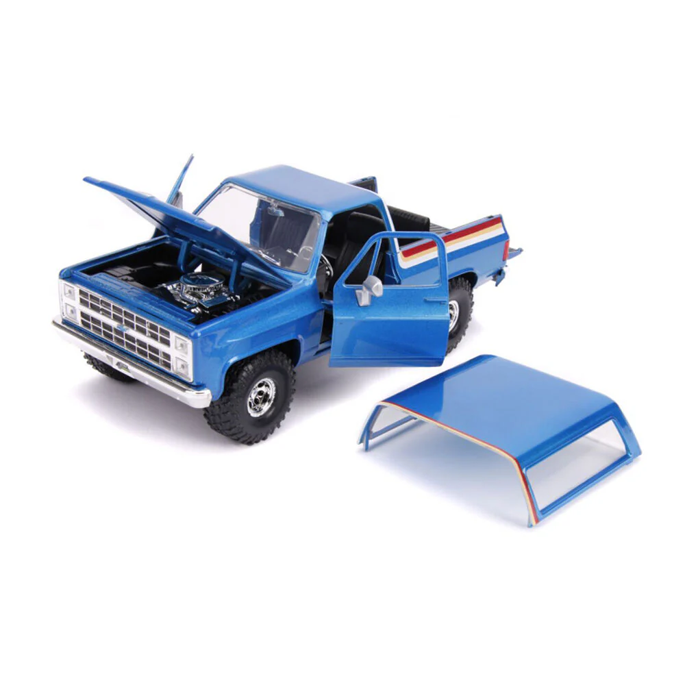 Just Trucks 1980 Chevy K5 Blazer Blue 1:24 Scale Diecast Vehicle Car Figure - Image 5