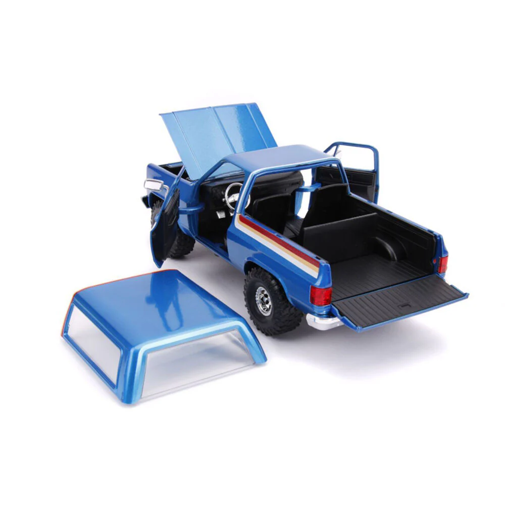 Just Trucks 1980 Chevy K5 Blazer Blue 1:24 Scale Diecast Vehicle Car Figure - Image 6