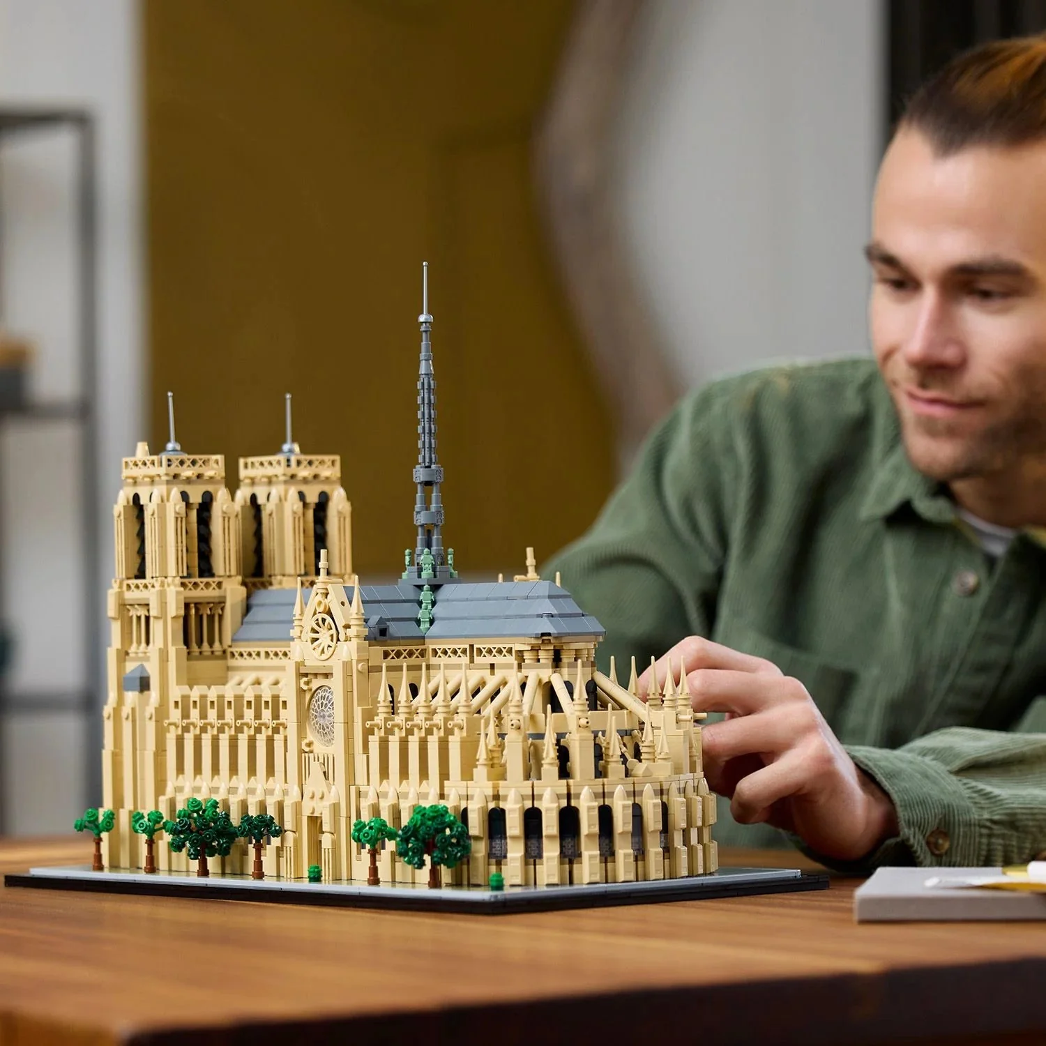 LEGO 21061 Notre-Dame de Paris - Architecture - Image 4