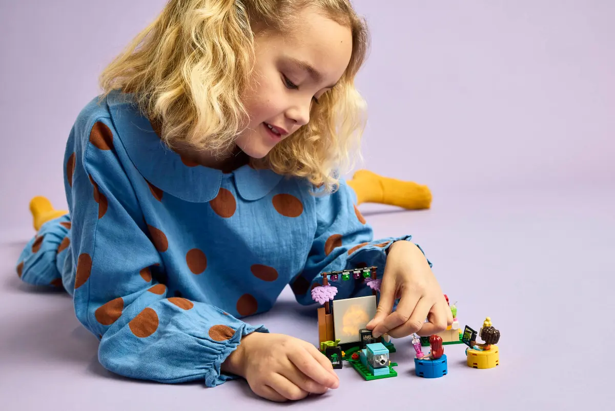 LEGO 42642 Friendship Movie Night - Friends - Image 6