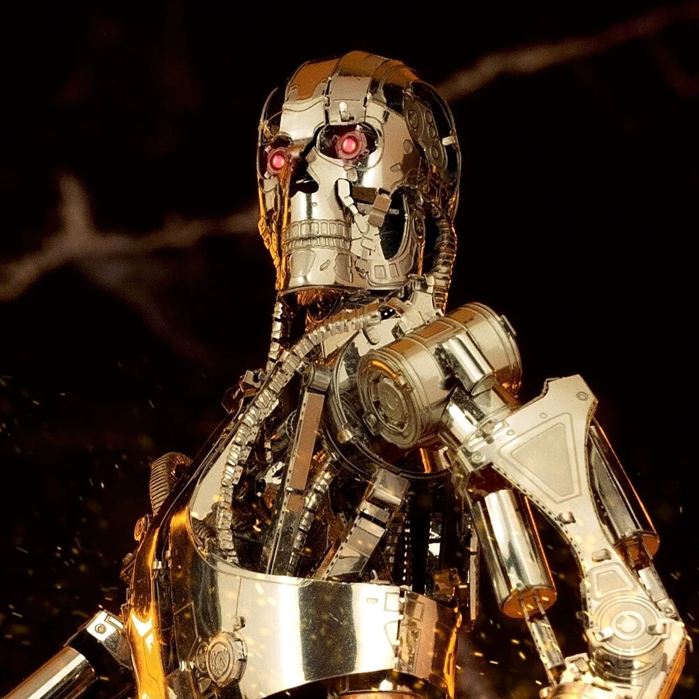 Metal Earth - 3D Metal Model Kit - ICONX The Terminator T-800 Endoskeleton - Image 4