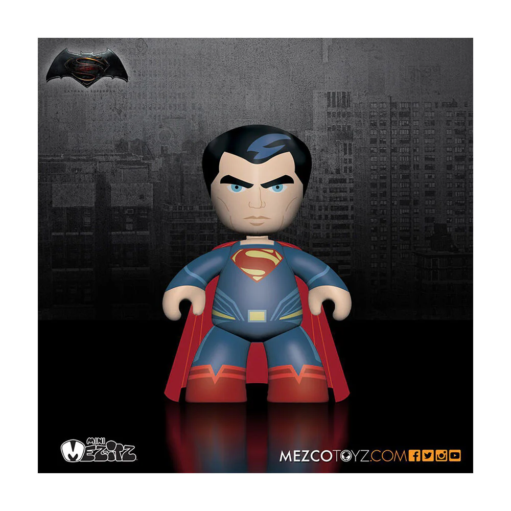 Mezco Toyz 4pc Batman v Superman Dawn of Justice Mez-itz Figure Kids Collectable Toy - Image 3