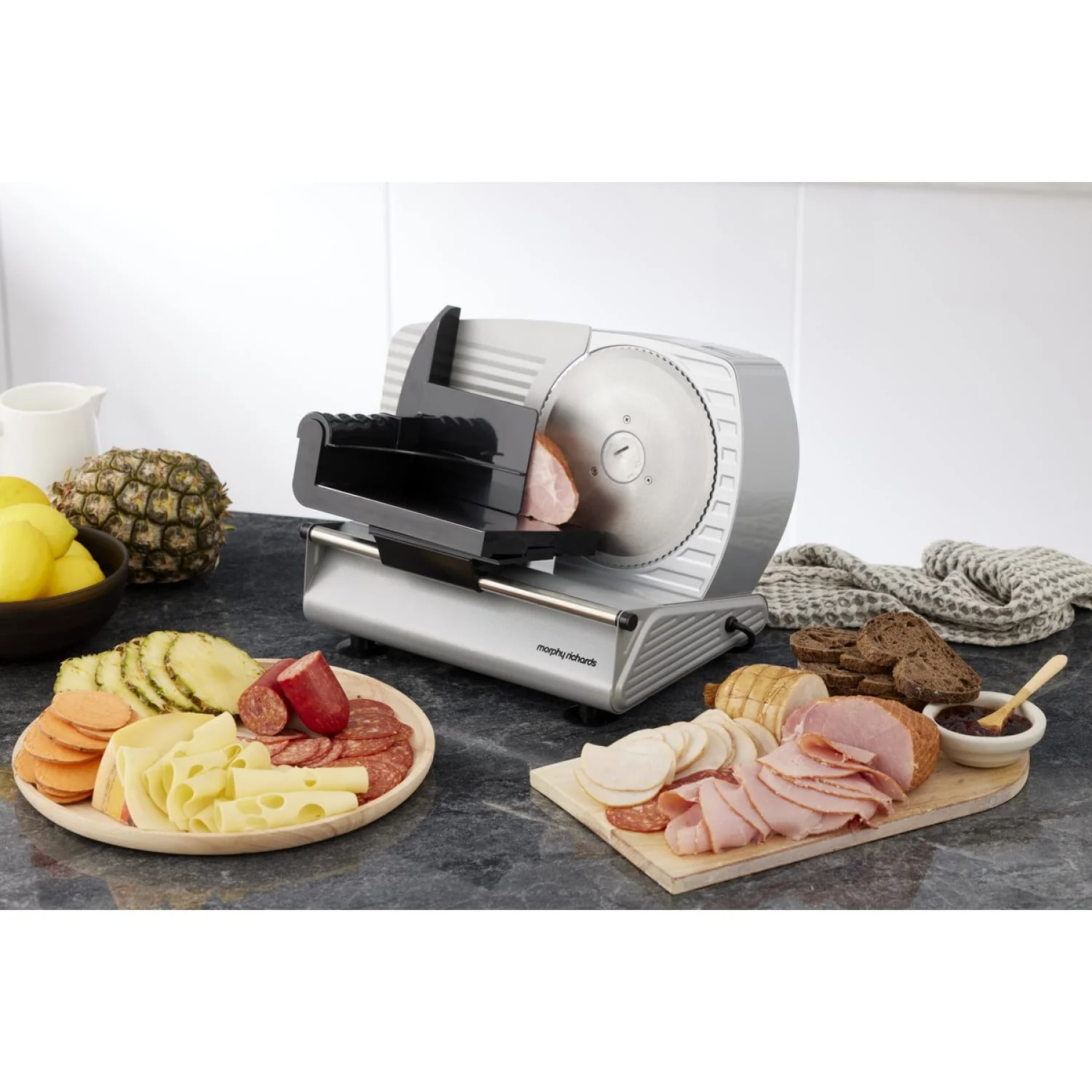 Morphy Richards 200W Electric Food Slicer 190mm Serrated Stainless Steel Blade - Image 5
