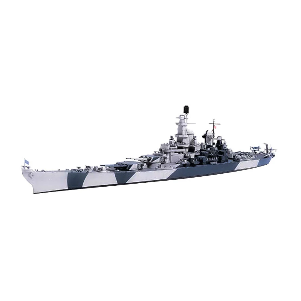 Tamiya 1/700 Waterline Series US Navy Battleship BB61 Iowa BB61